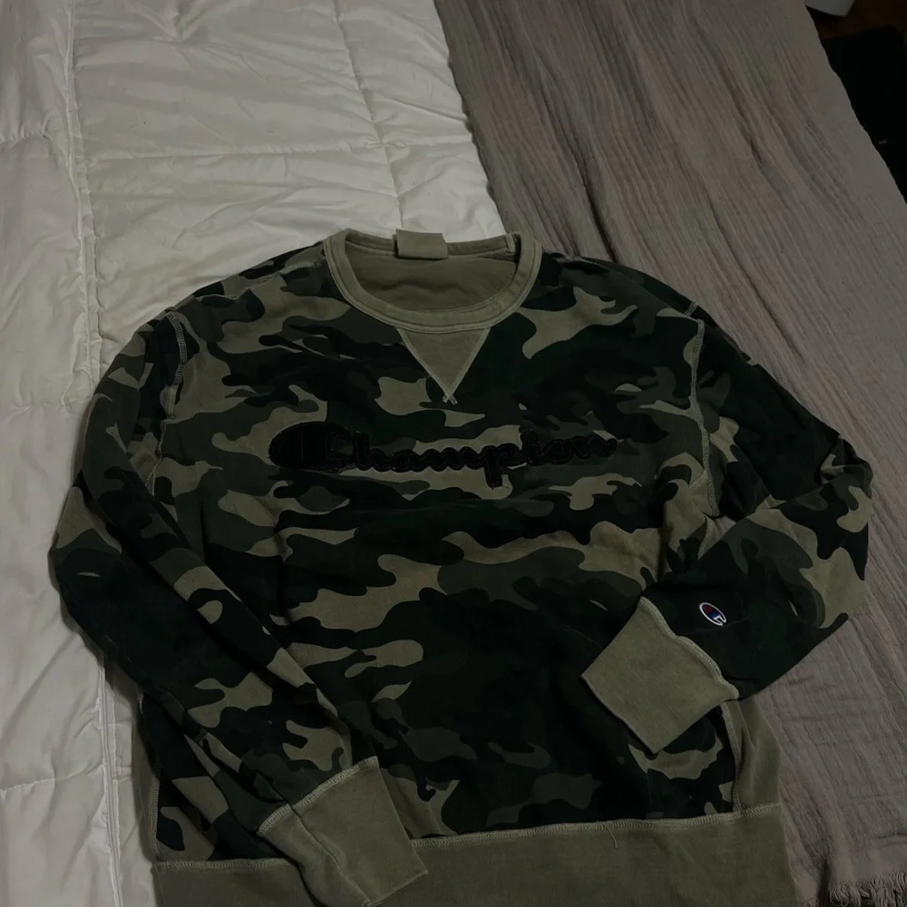 CAMO CHAMPION sweatshirt - Picture 9 of 11